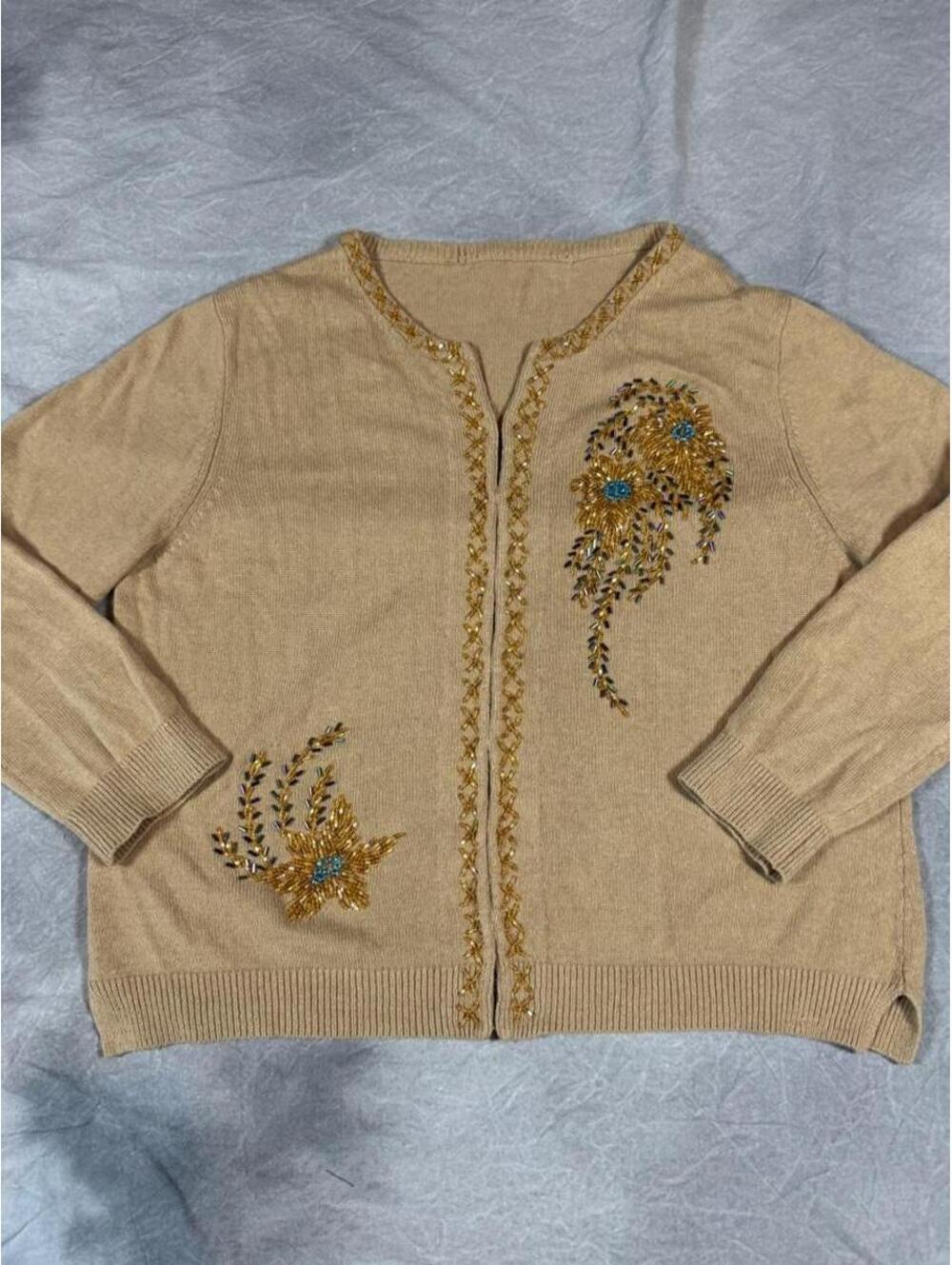 Vintage Y2K BCBG Max Azria Silk Cashmere Beaded Floral Cardigan Sweater M